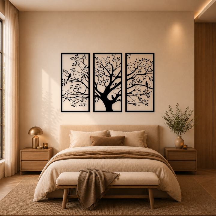3-delige moderne zwarte houten boom met vogels wanddecoratie boven bed in warme slaapkamer